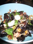 Teddy's Blue Cheese Mussels Teddy's Blue Cheese Mussels